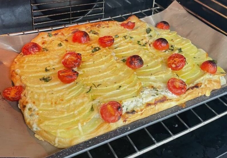 OLD-Tarte fine Pommes de terre (feuille de cuisson)